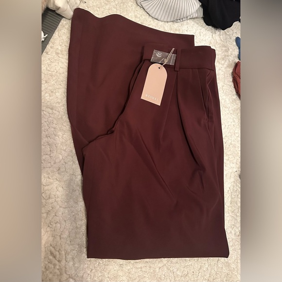 NWT Jacqueline Pleated Wide Leg Pants Mahogany - Picture 11 of 12